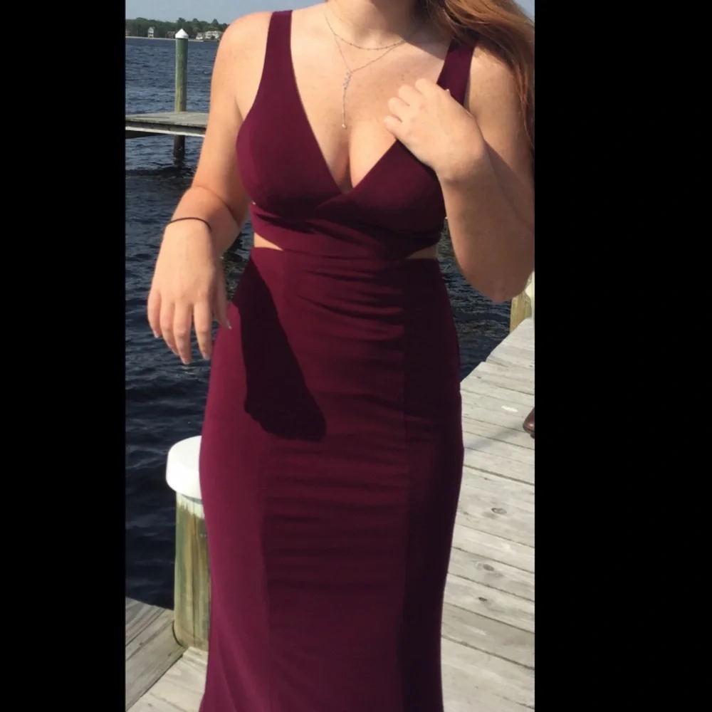 Prom Dress - Picture 3 of 5